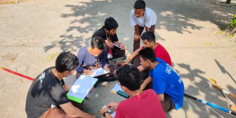 Peserta LKK Penggalang Kwarda DIY Penuh Antusias Ikuti Materi Menaksir, Sketsa Panorama, dan Peta Pita