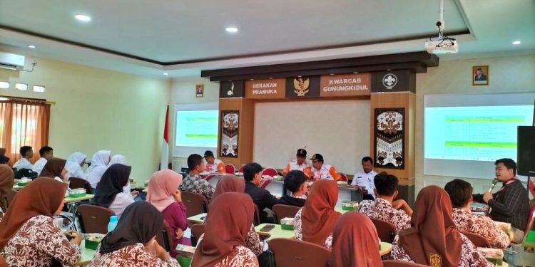 Bersama ORARI, Kwarcab Gunungkidul Bekali Peserta JOTA-JOTI 2024