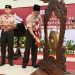 Pemukulan Gong oleh Ketua Kwarnas Menandai Dibukanya Bimtek Penulisan Sejarah Kwartir Daerah