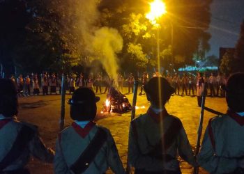 Nyala Api Unggun, Hangatkan Suasana Malam Terakhir LT-IV Kwarda DIY 2024