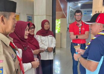 Mampir di Pangkalan SMA Negeri 6 Yogyakarta, Pramuka Kaledonia Baru Disambut Hangat oleh Kamabigus beserta Dewan Ambalan