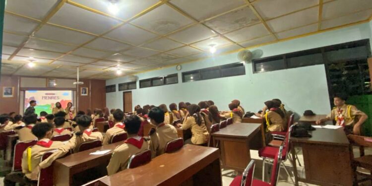 Dianpinsat Kwarran Banguntapan, Kak Adil Jelaskan Materi Prinsip Dasar Kepramukaan
