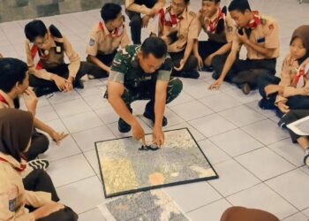 Foto : Latihan Rutin Saka Wira Kartika 0732 Sleman, Materi Navigasi Darat