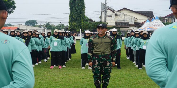 Latihan Rutin Baris Berbaris, Pramuka Poltekkes Kemenkes Yogyakarta Bangun Jiwa Berkarakter dan Berintegritas