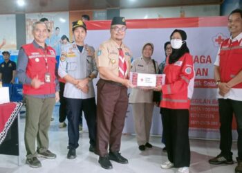 Tim Kwarda bersama PMI DIY Kunjungi Pos Giwangan, Monitoring Aksi Karya Bakti Lebaran 2025