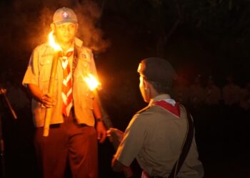 Malam Api Unggun Kemah Besar Stembayo 2025 Simbol Semangat, Kebersamaan, dan Persatuan
