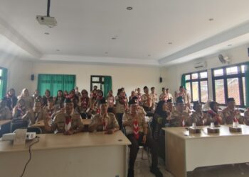 Workshop Menulis Puisi, Ketua Kwarcab Kota Yogyakarta : Literasi Memperkaya Pengetahuan