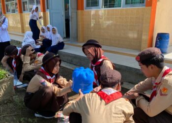 Gugus Depan SMP Negeri 2 Temon Sambut Visitasi Kwarda DIY dalam rangka Monitoring Penerapan Adaptasi Perubahan Iklim