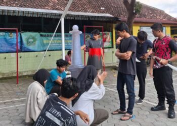 Kontingen Cabang Kota Yogyakarta Peserta Perkemahan Wirakarya DIY 2025 Gladi Bersih Penampilan Festival Rakyat