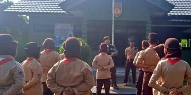 Anggota Saka Wira Kartika Rongkop-Girisubo Asah Kemampuan Penanggulangan Bencana dan Survival