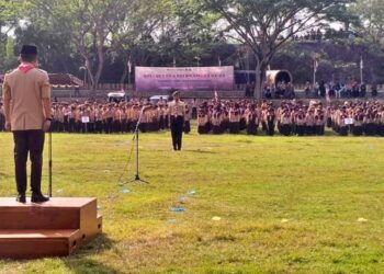 Kak Ambar Purwoko Jadi Pembina Apel Hari Pramuka ke-64 Kwarcab Kulon Progo di Lapangan Cubung, Lendah