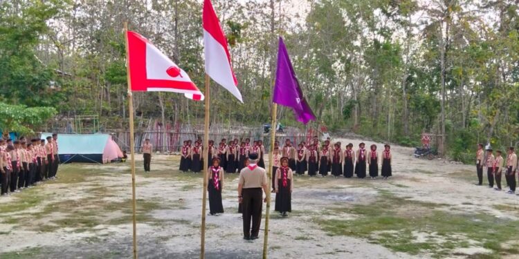 Ratusan Penggalang SMP Negeri 2 Girisubo Berkemah di Tegal Arum Adventure Park, Tingkatkan Rasa Percaya Diri Hadapi Tantangan
