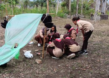 Pramuka Penggalang SDN Siraman III Berlatih Survival