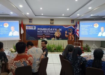 Pembudayaan Nilai-Nilai Pancasila, Kak Ahmad Rusdi Berbagi Pengalaman dalam Materi Kepemimpinan Global