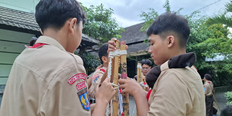 Asah Kecepatan dan Ketepatan, Pramuka MAN 1 Yogyakarta Beri Ruang untuk Realisasikan Rancangan Pioneering