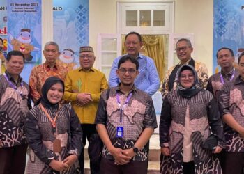 Gala Dinner Peran Saka Nasional 2025, Unsur Kontingen DIY Berfoto Bersama Gubernur Gorontalo