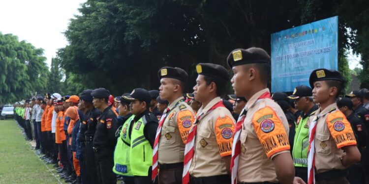 Siap Aksi Karya Bakti Nataru, Pramuka Peduli Sleman Ikut Serta dalam Apel Gelar Pasukan Operasi Lilin Progo 2025