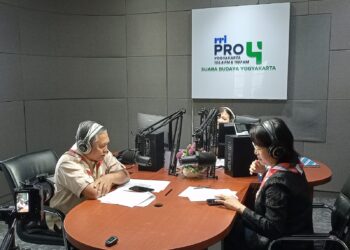 Kak Hayu dan Kak Budoyo Bahas Peran Strategis Pramuka dalam Pendidikan Karakter di RRI Pro 4 Yogyakarta