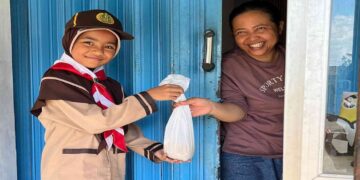 Pramuka Siaga SDN Godean 2 Ikut Serta Membagikan Daging Qurban sebagai Wujud Nyata Pengabdian Masyarakat