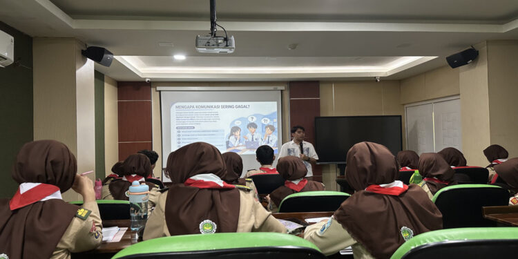 Pramuka MAN 1 Yogyakarta Gelar Workshop Komunikasi dalam Rangkaian Gladian Pimpinan Satuan